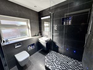 Photo 17- click for photo gallery